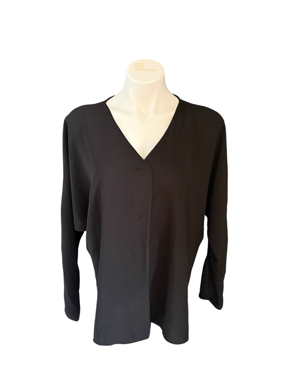 Dokotoo Blouse Black Large NWT